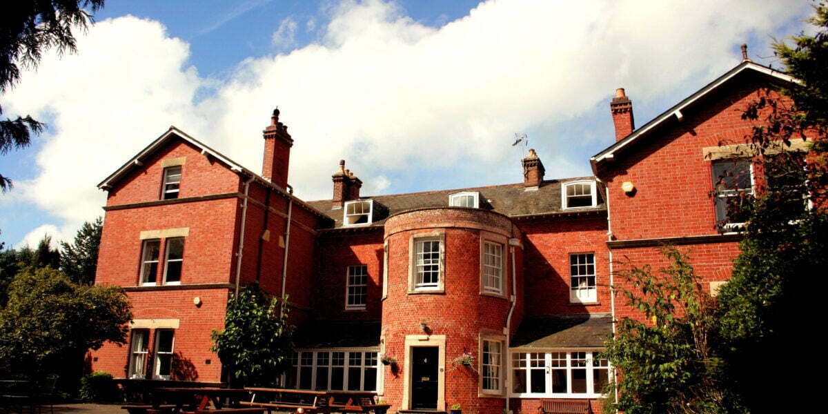 Bishopstrow college